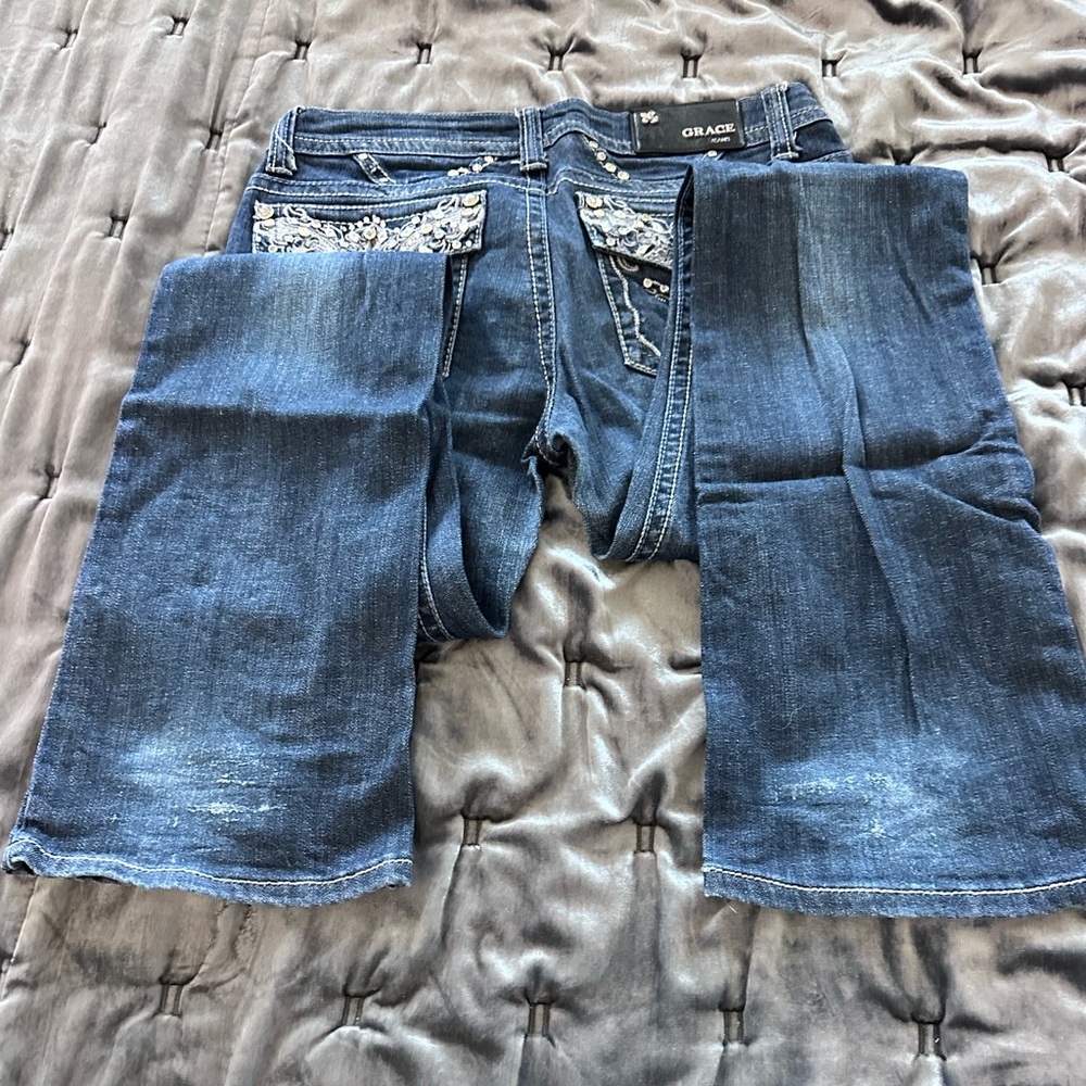 Grace In LA - Picture 2 of 4